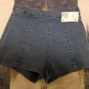 H&M High waist, 70's inspired shorty-shorts ;)